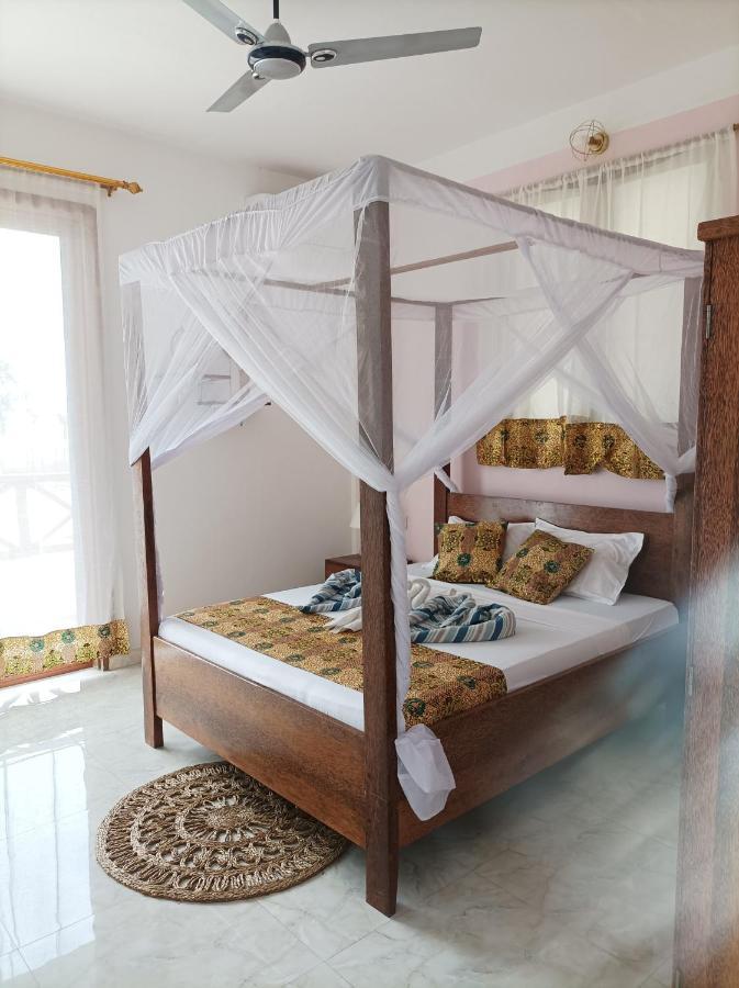 Zanzicrown Hotell Nungwi Exteriör bild